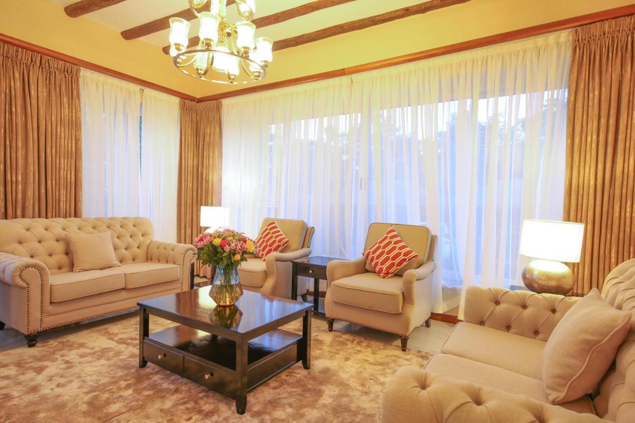 No 5 Boutique Hotel Limited 엔테베 외부 사진